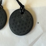 (FYND) Shungit Amulett Flower of Life 5cm