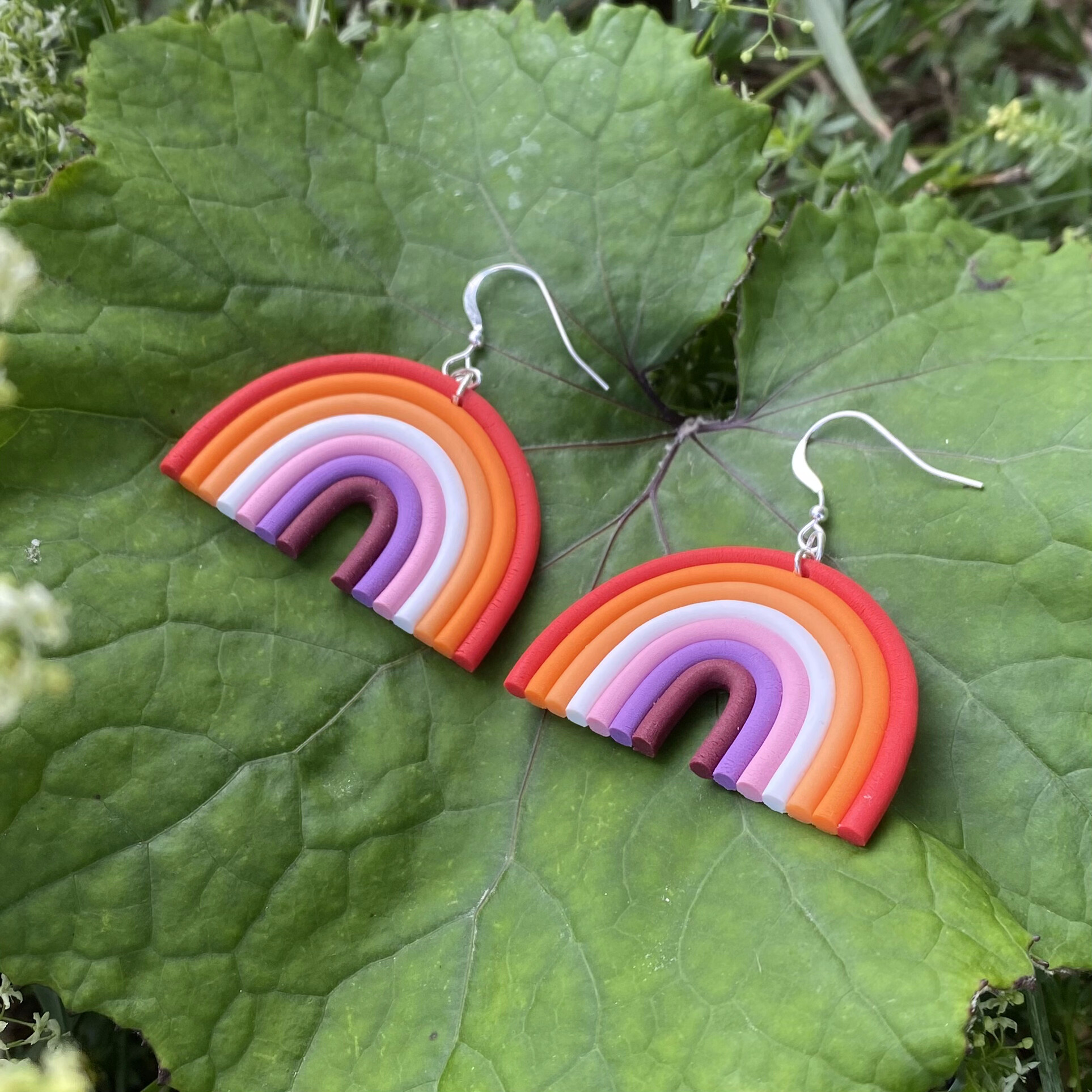 Lesbisk regnbågar örhängen