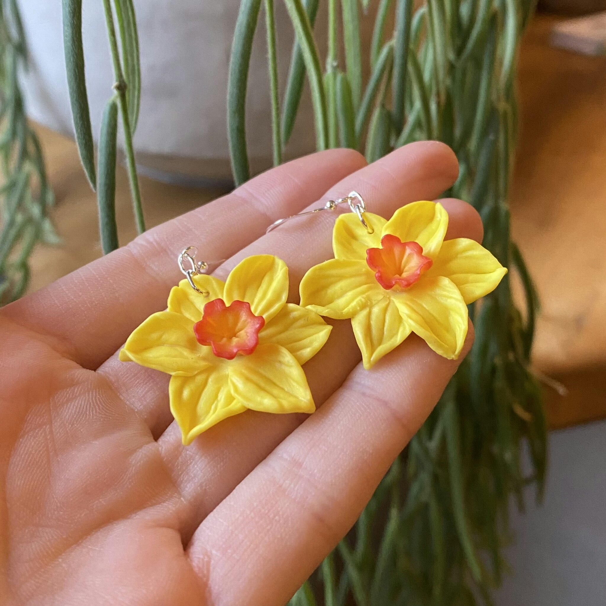 Gula påskliljor örhängen