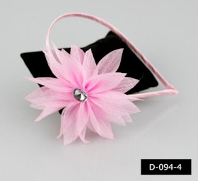 Diadem med rosa blomma