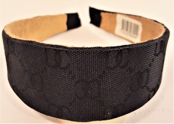 Diadem i svart med mönster