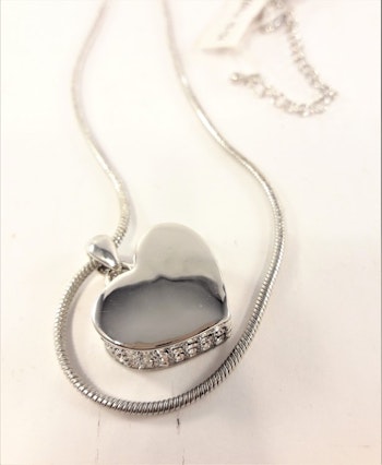 Halskedja med hjärta och strass, silverfärg