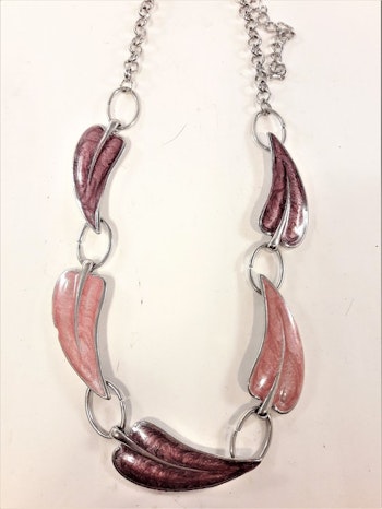 Halsband med löv rosa/lila eller grå/brun