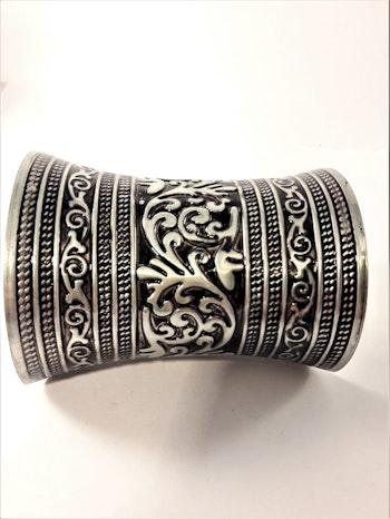 Stelt Brett Armband med Mönster Silverfärg