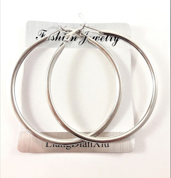 Silverfärgat örhänge utan mönster, 6 cm