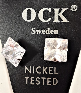 Örhängen, fyrkantiga med cubic zirconia, 9 mm