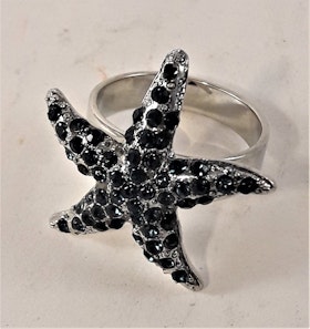 Snygg ring med gnistrande blå sjöstjärna, 18 mm