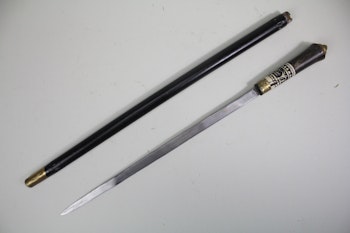 Handgjord svärdkäpp, replika, längd 58 cm