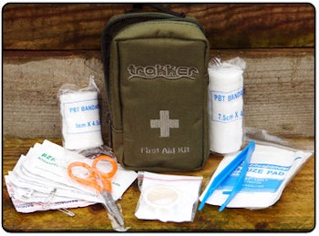Trakker First Aid Kit, Första hjälpen-utrustning  14x9x4.5 cm