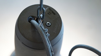 Pendellampa Fagerhult, med ny glödlampa ca 4200K, 220 volt