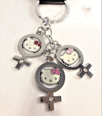 Nyckelring med Hello Kitty-motiv, 3 berlocker