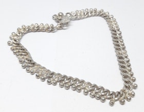 Armband i metall, kedjeliknande