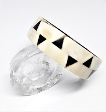 Stelt armband svart/vitt, av buffelben-/horn, F
