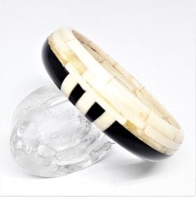 Stelt armband svart/vitt, av buffelben-/horn, G