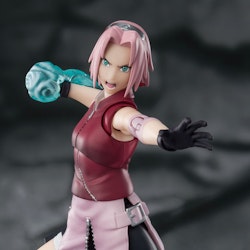 Naruto Shippuden S.H.Figuarts Sakura Haruno -Inheritor of Tsunade's indominable will-