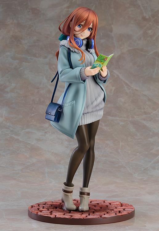 The Quintessential Quintuplets Miku Nakano: Date Style Ver.