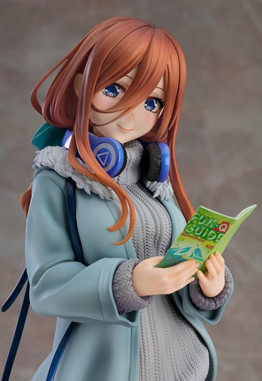 The Quintessential Quintuplets Miku Nakano: Date Style Ver.