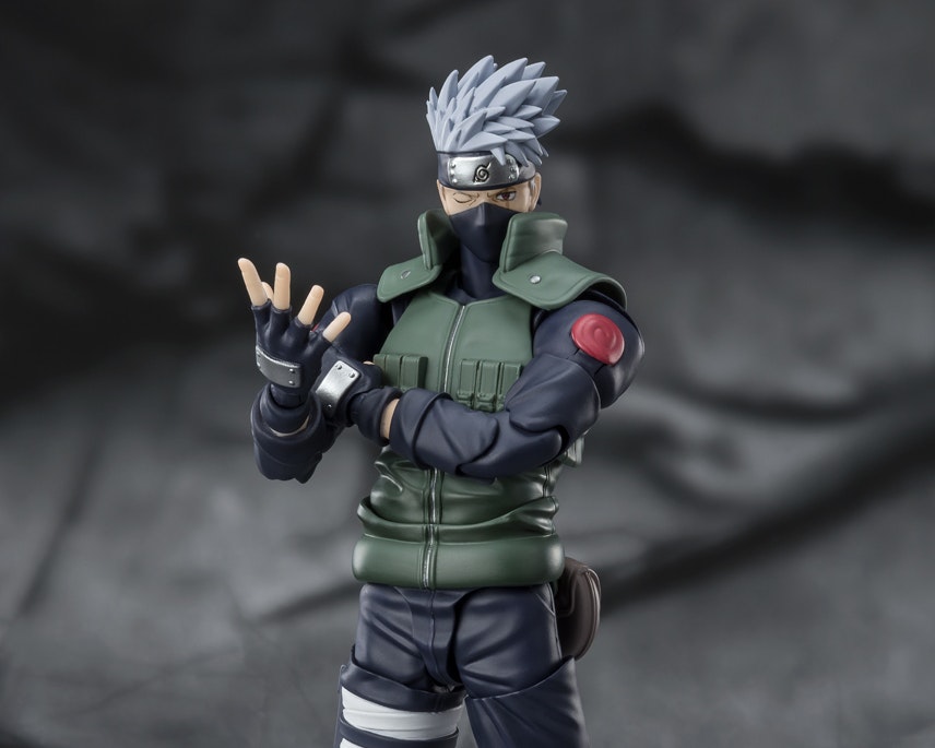 Naruto Shippuden S.H.Figuarts Kakashi Hatake -The famed Sharingan Hero-