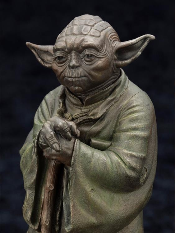 Star Wars: The Empire Strikes Back Yoda Fountain Limited Edition