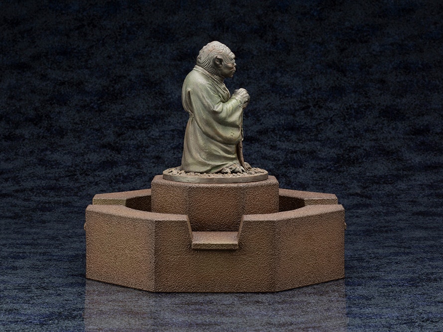 Star Wars: The Empire Strikes Back Yoda Fountain Limited Edition