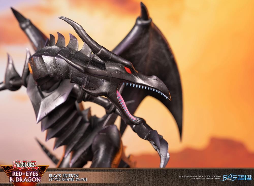 Yu-Gi-Oh! Red Eyes Black Dragon (Black Ver.)