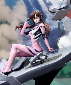 Rebuild of Evangelion Ultimate Premium Masterline Mari Makinami Illustrious Limited Edition Statue (With Bonus)