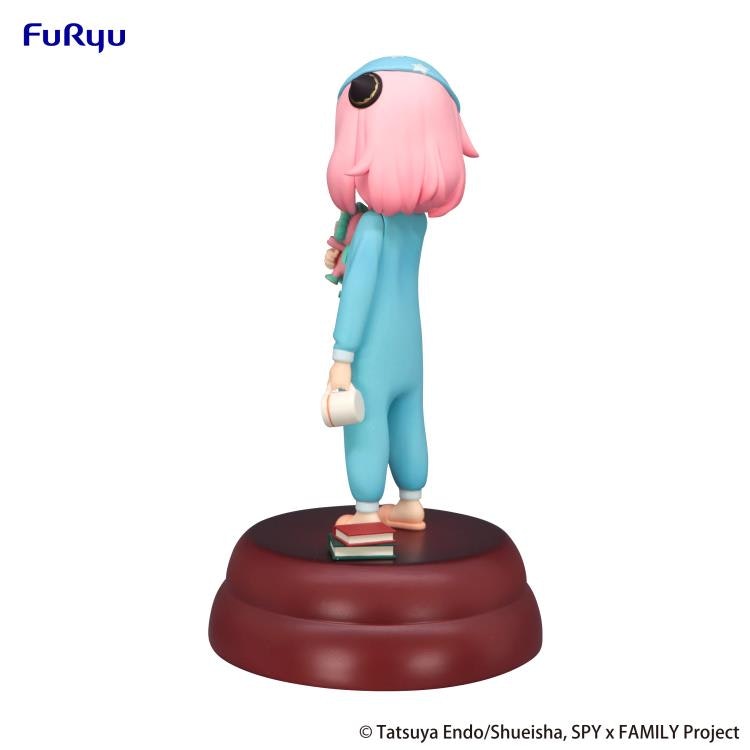 Spy x Family Anya Forger (Sleepwear Ver.) Exceed Creative Figure