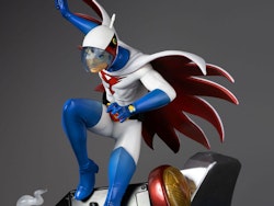 Gatchaman Amazing Art Collection Ken the Eagle 1/7 Scale Statue