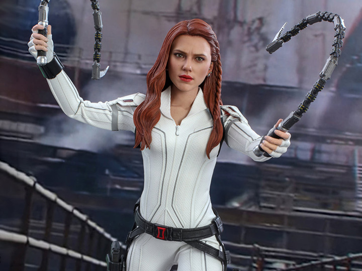 Marvel Black Widow MMS601 Black Widow (Snow Suit) 1/6th Scale Collectible Figure