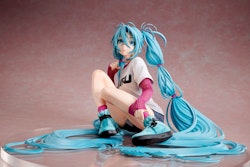 Vocaloid Hatsune Miku Yoneyama Mai The Latest Street Style "Cute"