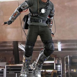 Marvel Iron Man MMS582 Tony Stark (Mech Test Ver.) Deluxe 1/6th Scale Collectible Figure