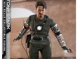 Marvel Iron Man Movie MMS582 Tony Stark (Mech Test Version) 1/6th Scale Collectible Figure