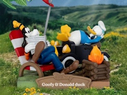 Disney Campsite Series D-Stage DS-145 Goofy & Donald Duck