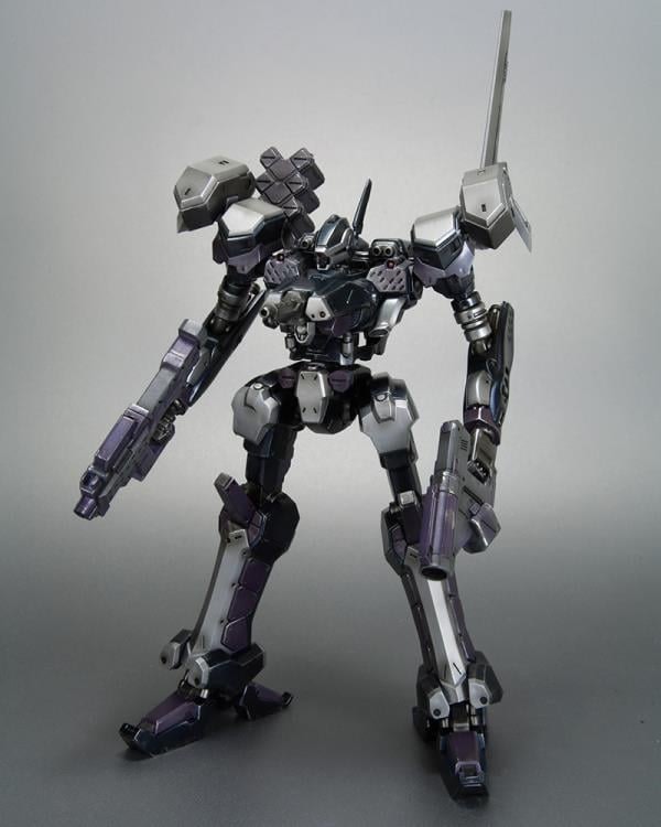 Armored Core Variable Infinity Crest CR-C840/UL (Lightweight Class Ver.) 1/72 Scale Model Kit