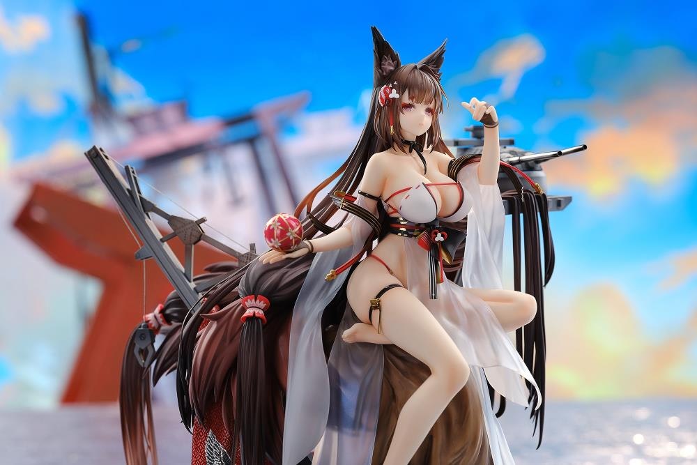 Azur Lane Amagi (Wending Waters Serene Lotus Ver.) with Acrylic Display Box
