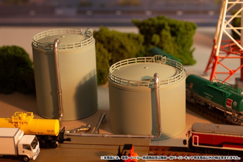 Storage Tanks Model Kit