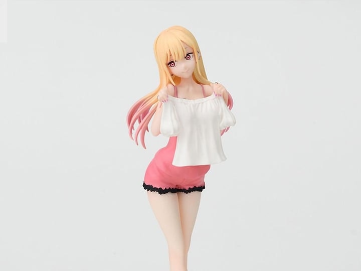 My Dress-Up Darling Luminasta Marin Kitagawa (Trying On)