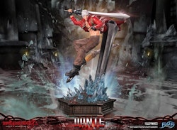 Devil May Cry 3 Dante Limited Edition Statue