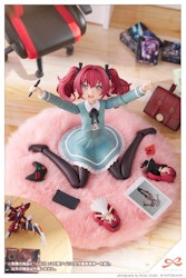 Sousai Shoujo Teien St. Iris Gakuen Girls' High School Winter Clothes Emma Koishikawa 1/10 Scale Model Kit