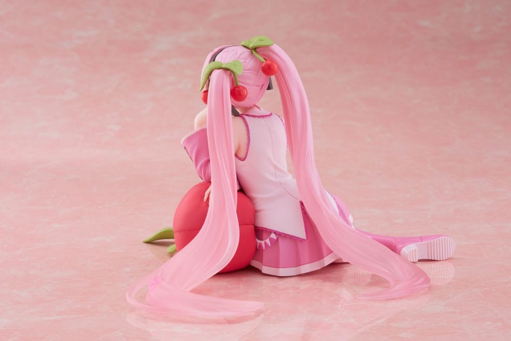 Vocaloid Desktop Cute Sakura Miku (Cherry Cushion Ver.)