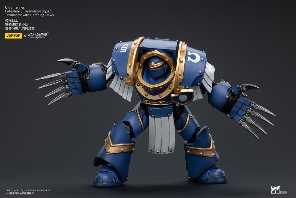 Warhammer: The Horus Heresy Ultramarines Cataphractii Terminator Squad Terminator with Lightning Claws 1/18 Scale Action Figure