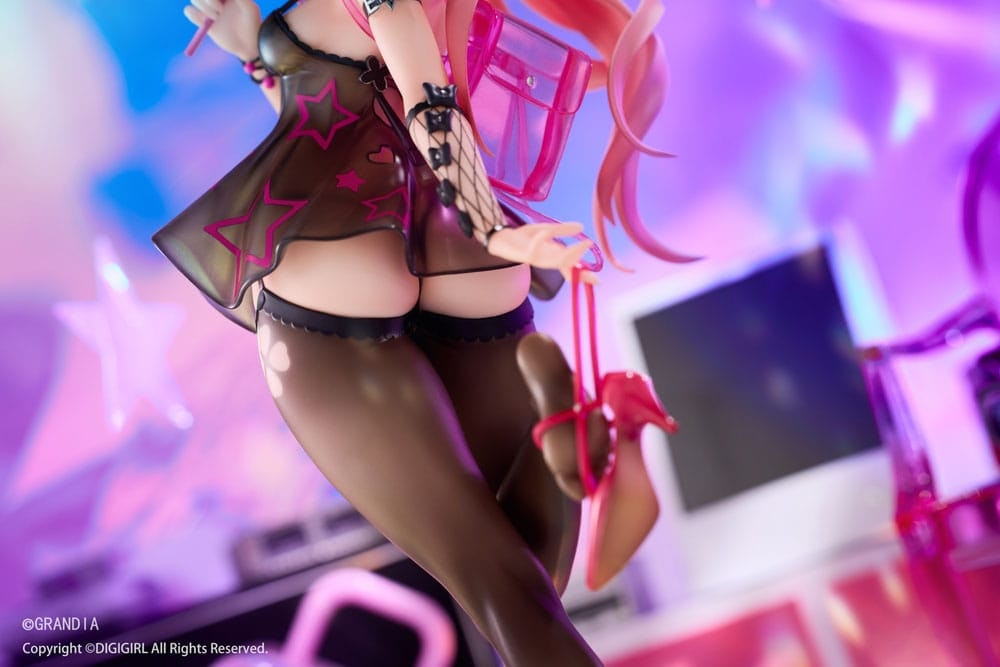 (18+) High Heel & Lollipop
