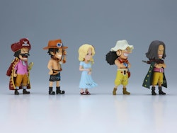 One Piece World Collectable Figure Parent Child Bloodline 2 Set of 5 Figures