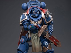 Warhammer 40K Ultramarines Primaris Captain Ptolias Corvor 1/18 Scale Action Figure