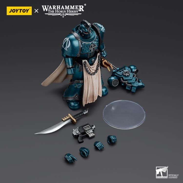 Warhammer: The Horus Heresy Alpha Legion Legion Praetor with Power Sword 1/18 Scale Action Figure