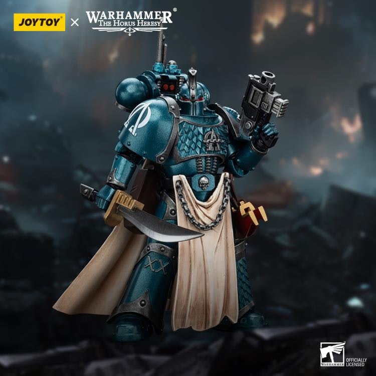 Warhammer: The Horus Heresy Alpha Legion Legion Praetor with Power Sword 1/18 Scale Action Figure