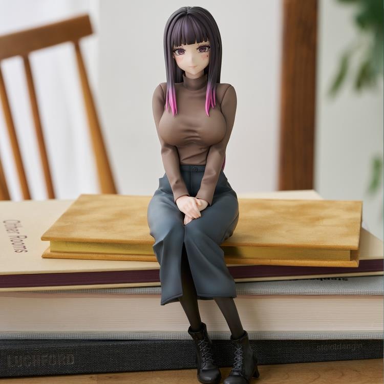 Anteiru Illustration Reika Sensei of the Art Club Figure
