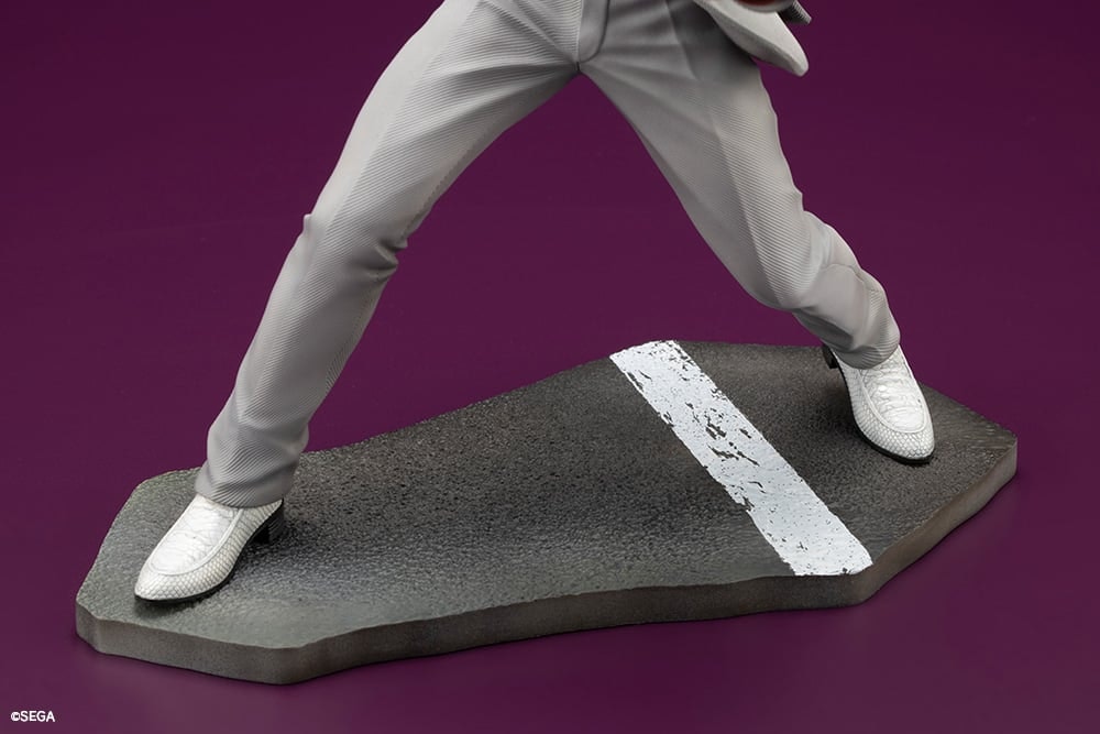 Yakuza: Like a Dragon Kazuma Kiryu 1/6 Scale Figure