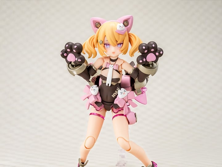 Megami Device PUNI MOFU Kuro Mao Model Kit