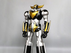 Grendizer Jumbo Sofbi Vinyl Grendizer U (Black & Gold Ver.)